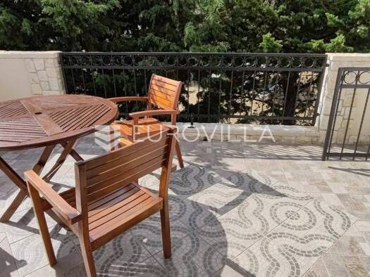 Wohnung zum Kauf 176.000 € 2 Zimmer 48 m² 1. Geschoss Barbat na Rabu Rab 51280