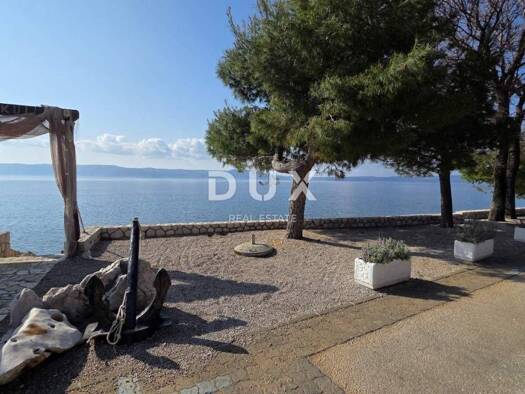 Haus zum Kauf 1.050.000 € 9 Zimmer 191 m² Novi Vinodolski