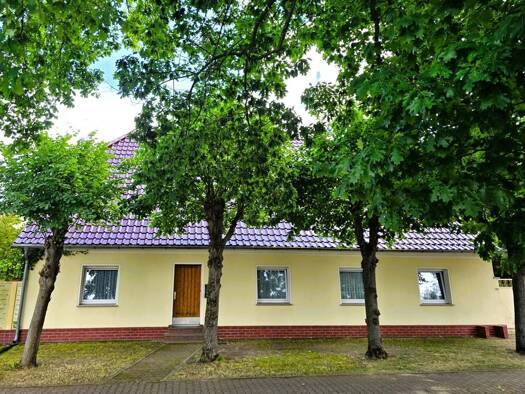Einfamilienhaus zum Kauf 169.000 € 5 Zimmer 130 m² 6.020 m² Grundstück Sergen Neuhausen/Spree 03058