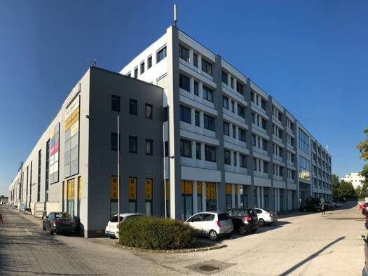 Bürofläche zur Miete 10,50 € 135,8 m² Bürofläche Wiener Neudorf 2351