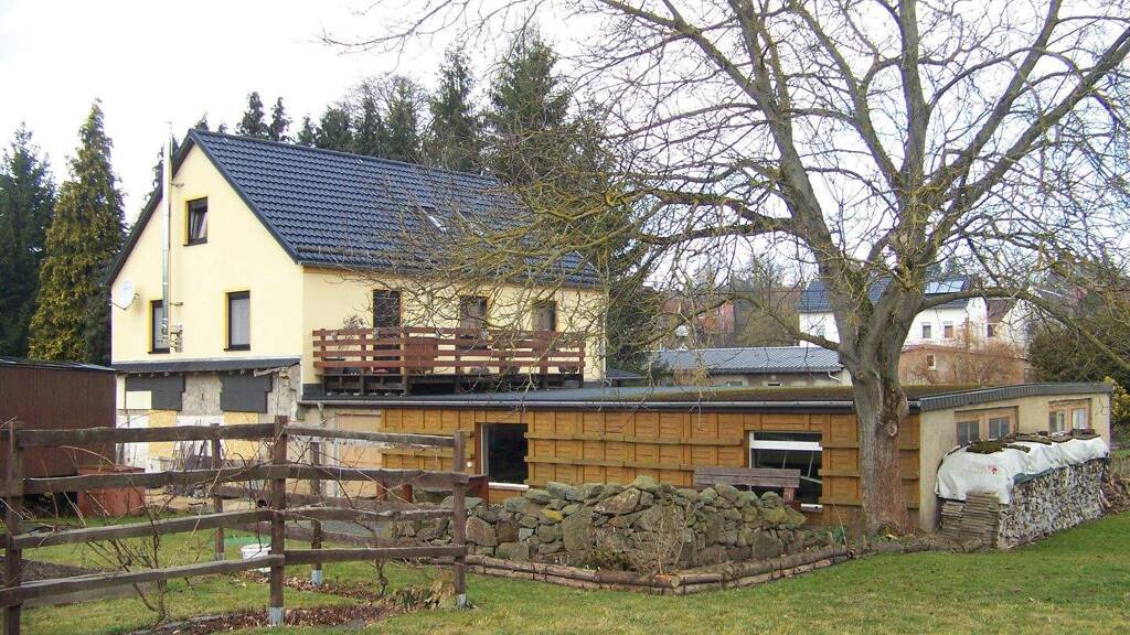 Einfamilienhaus zum Kauf 340.000 € 6 Zimmer 140 m² 3.000 m² Grundstück frei ab 01.09.2026 Bretnig Bretnig-Hauswalde 01900