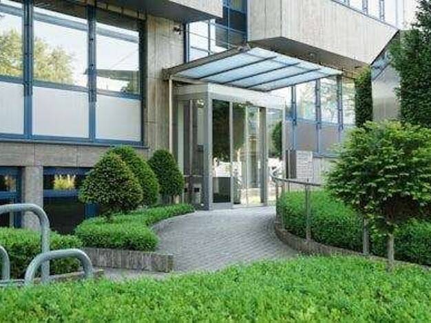 Bürofläche zur Miete provisionsfrei 15 m² Bürofläche teilbar ab 15 m² Praunheimer Landstraße 32 Hausen Frankfurt am Main 60488