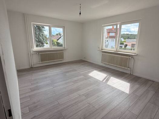 Wohnung zur Miete 950 € 2 Zimmer 84 m² Geschoss 1/2 frei ab sofort Erbstadt Nidderau 61130