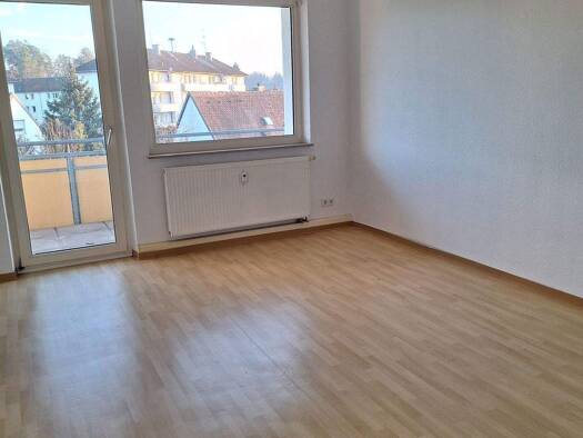 Wohnung zur Miete 670 € 2 Zimmer 46,6 m² 3. Geschoss frei ab 01.03.2026 Damaschkestraße 40 Bubenreuth 91088