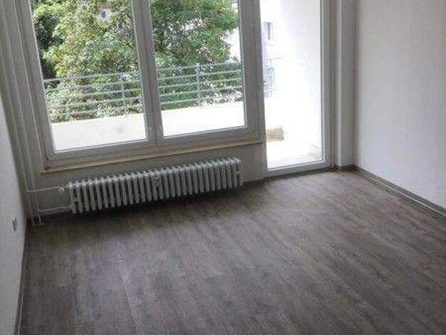 Wohnung zur Miete nur mit Wohnberechtigungsschein 353 € 2 Zimmer 62,8 m² 5. Geschoss frei ab 17.12.2025 Rotkamp 14 Jöllenbeck Bielefeld 33739