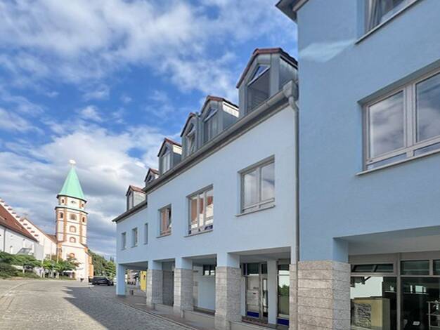 Wohnung zur Miete 690 € 3 Zimmer 76 m² Dachgeschoss frei ab 01.09.2025 Neumarkt Neumarkt in der Oberpfalz 92318