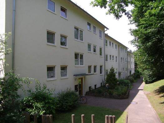 Wohnung zur Miete 432 € 2 Zimmer 43,2 m² 2. Geschoss frei ab 01.04.2026 Walahfridstraße 32 Ziehers-Süd Fulda 36043