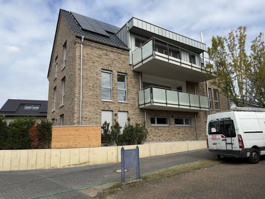 Wohnung zur Miete - Erstbezug 1.969 € 5 Zimmer 127 m² Geschoss 2/2 frei ab 01.11.2026 Jacob-Fröhlen-Straße 41 a Quettingen Leverkusen 51381