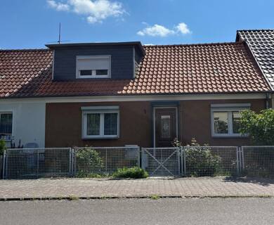 Haus zum Kauf 45.000 € 3 Zimmer 80 m² 173 m² Grundstück frei ab sofort Plaue Brandenburg an der Havel 14774