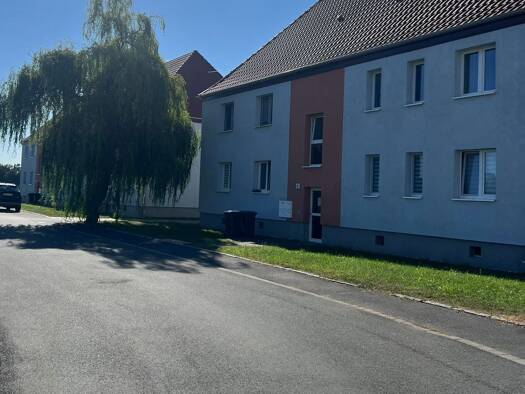 Wohnung zur Miete 462 € 3 Zimmer 70 m² 1. Geschoss frei ab sofort Grünstr. 8 Greppin Bitterfeld-Wolfen 06803