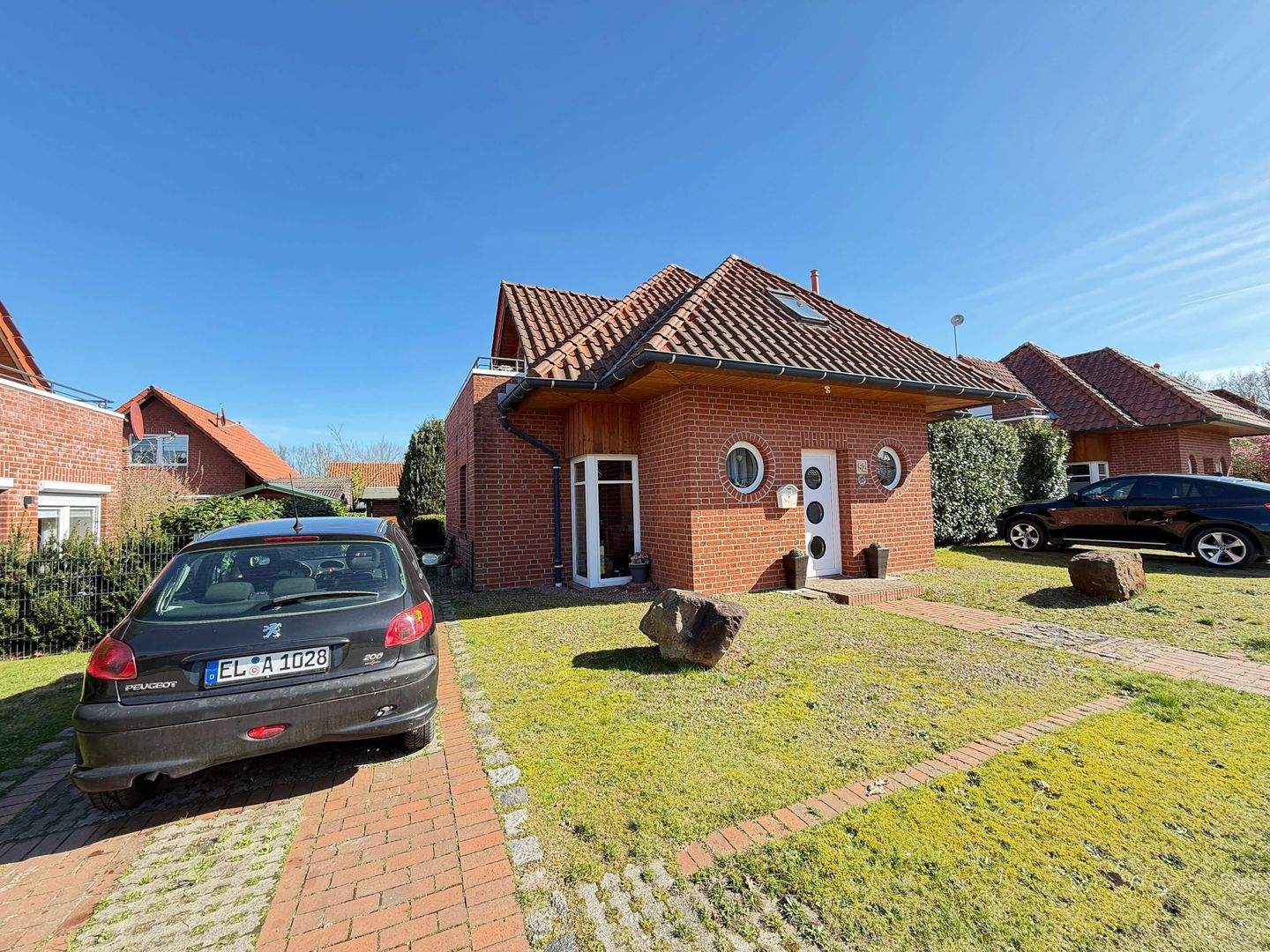 Immobilie in Haren (Ems) - Wohnen & Erholen in einzigartiger Golfplatzlage - Für Käufer Provisionsfrei - Bild 1