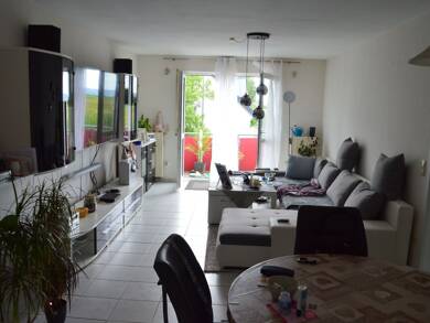 Wohnung zur Miete 750 € 4 Zimmer 94 m² 1. Geschoss Prichsenstadt Prichsenstadt 97357