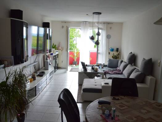 Wohnung zur Miete 750 € 4 Zimmer 94 m² 1. Geschoss Prichsenstadt Prichsenstadt 97357