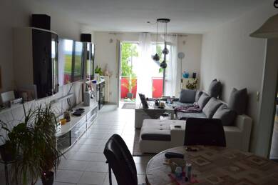 Wohnung zur Miete 750 € 4 Zimmer 94 m² 1. Geschoss Prichsenstadt Prichsenstadt 97357