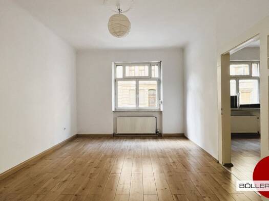 Wohnung zum Kauf 180.000 € 3 Zimmer 74 m² 4 Geschosse frei ab sofort Innenstadt Fürth 90762