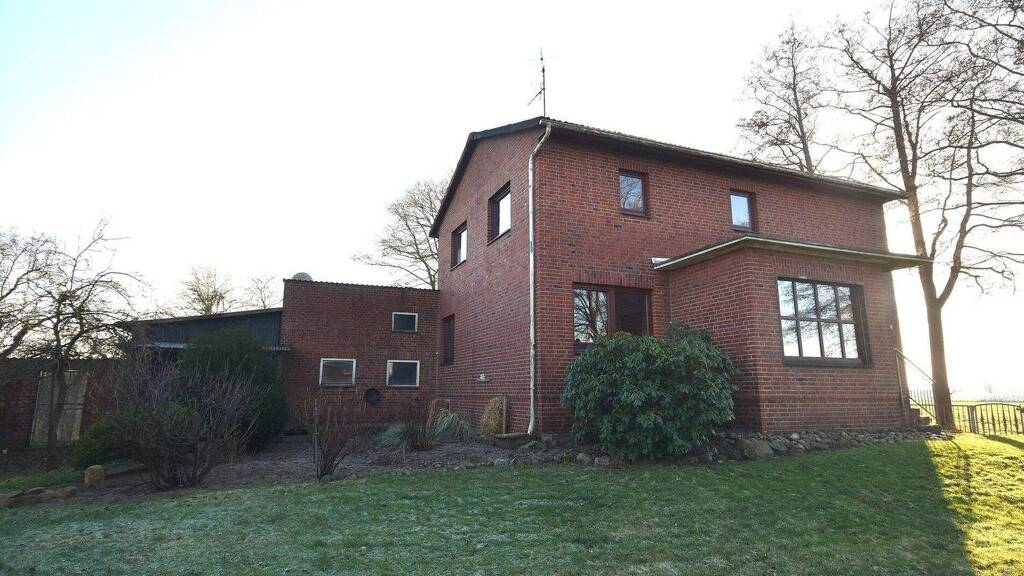 Haus zum Kauf 235.000 € 5 Zimmer 145,3 m² 9.411 m² Grundstück Moordiek 25597