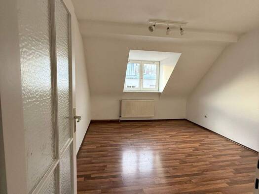 Wohnung zur Miete 750 € 3 Zimmer 70 m² 3. Geschoss frei ab sofort St Peter Nürnberg 90478