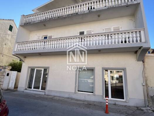 Einfamilienhaus zum Kauf 1.260.000 € 18 Zimmer Vodice 22211