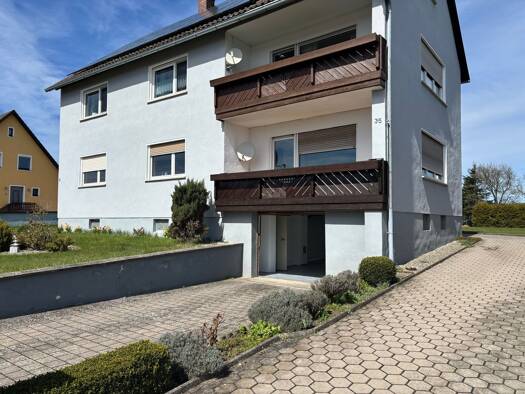 Wohnung zur Miete 680 € 3 Zimmer 90 m² Geschoss EG/2 frei ab sofort Zeulenreuth Speichersdorf 95469