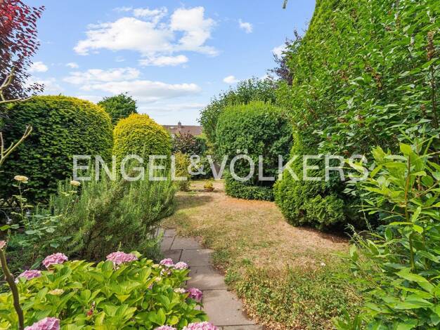 Reihenmittelhaus zum Kauf 210.000 € 4 Zimmer 93 m² 243 m² Grundstück Lebenstedt Salzgitter 38226