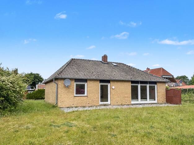 Bungalow zum Kauf 229.000 € 3 Zimmer 110,9 m² 759 m² Grundstück Gettorf 24214
