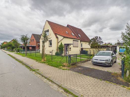 Einfamilienhaus zum Kauf 299.000 € 8 Zimmer 238,2 m² 1.296 m² Grundstück Schandelah Cremlingen 38162