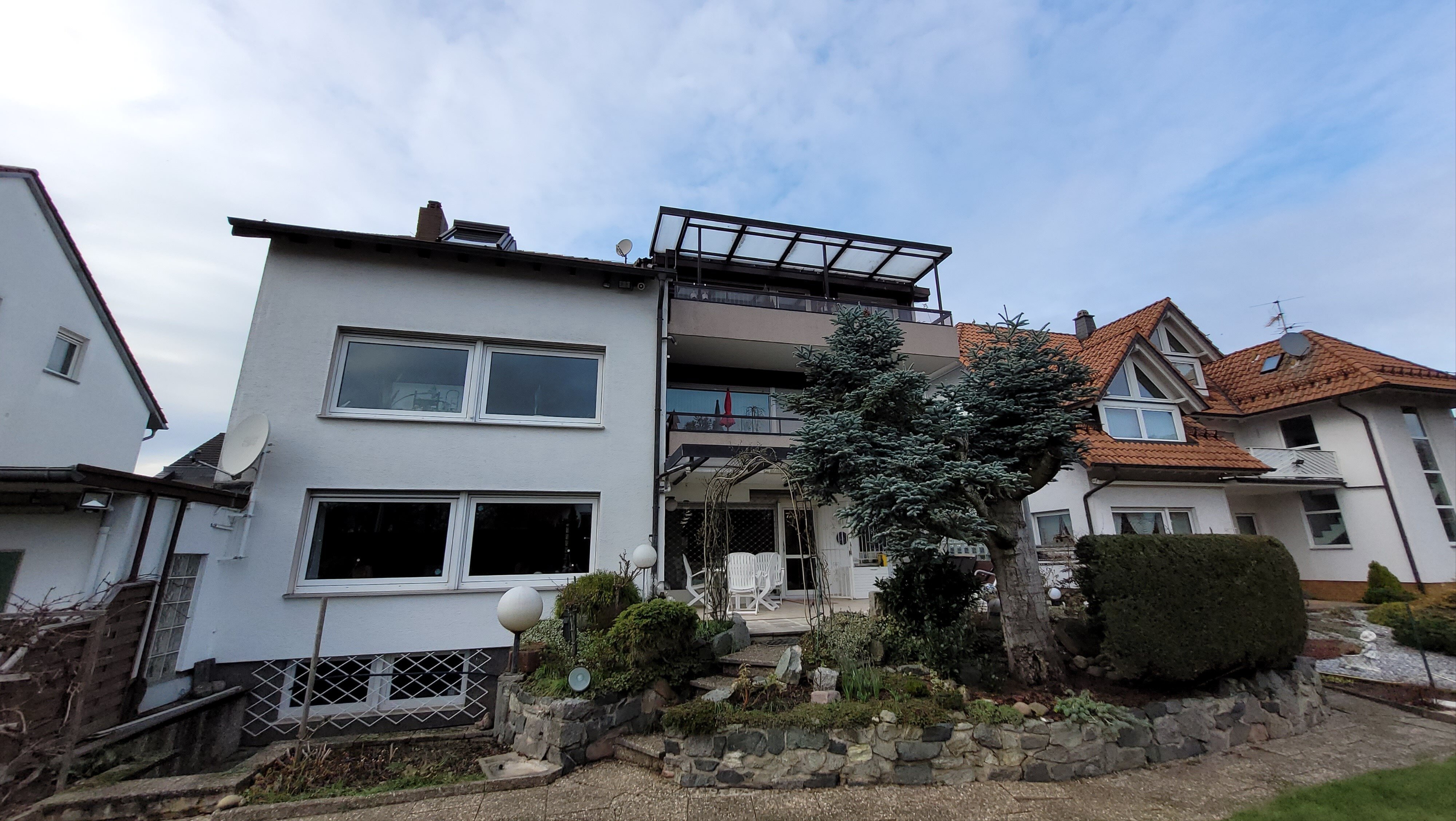 Mehrfamilienhaus zum Kauf 979.000 € 14 Zimmer 409 m²<br/>Wohnfläche 743 m²<br/>Grundstück 01.01.2025<br/>Verfügbarkeit Raunheim 65479