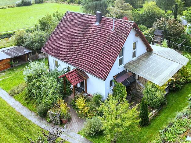 Einfamilienhaus zum Kauf 425.000 € 5,5 Zimmer 109,7 m² 1.599 m² Grundstück Gossenzugen Zwiefalten 88529
