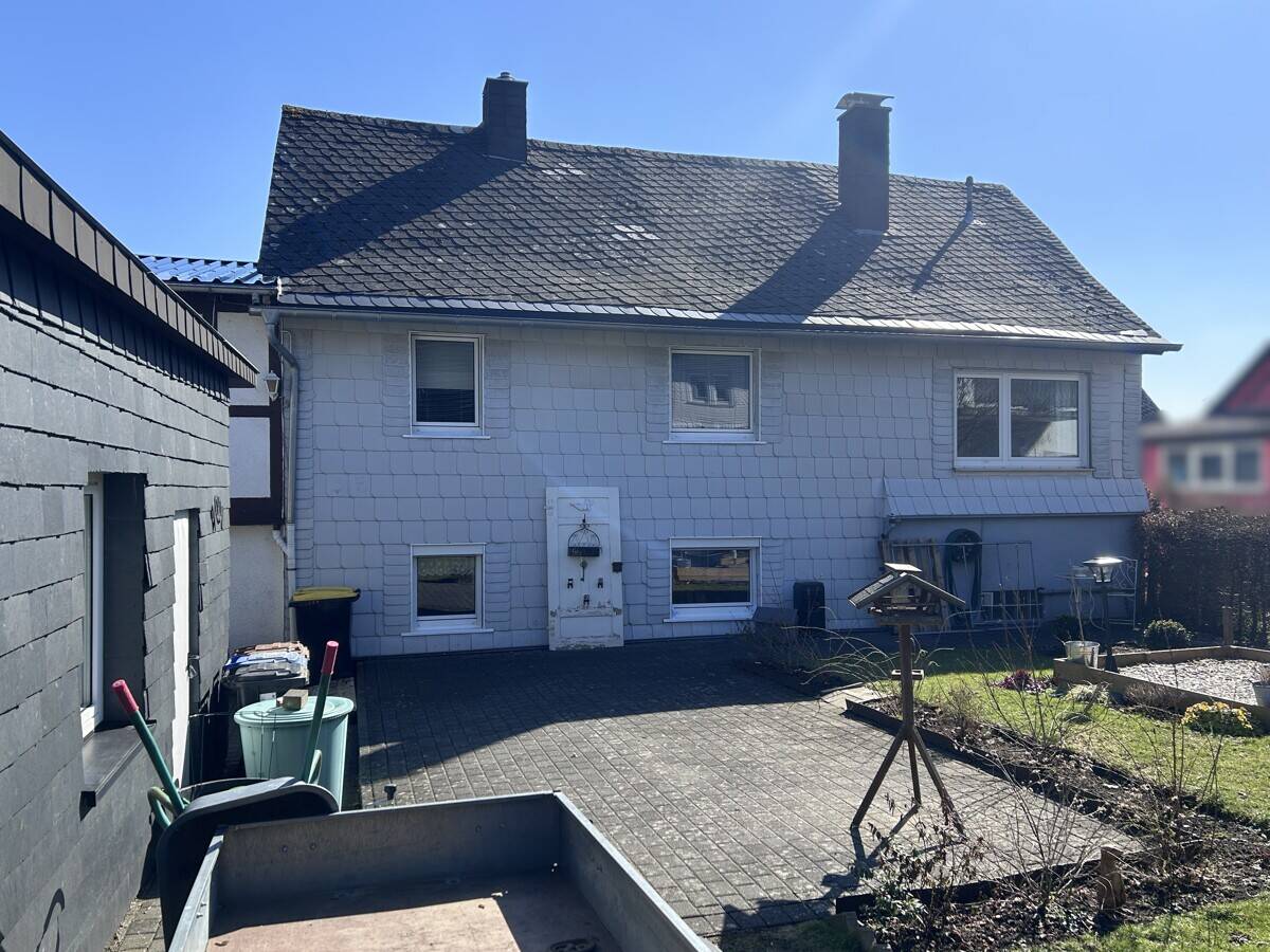 Immobilie in Driedorf - Driedorf: Renoviertes Einfamilienhaus in der Ortsmitte - Bild 3