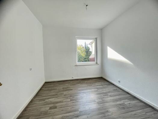 Wohnung zur Miete 880 € 3 Zimmer 95 m² 3 Geschosse frei ab sofort Rheydt Süd 41236