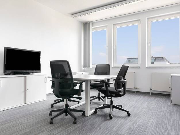 Bürofläche zur Miete provisionsfrei 1.249 € 30 m² Bürofläche Feringastraße 6 Unterföhring 85774