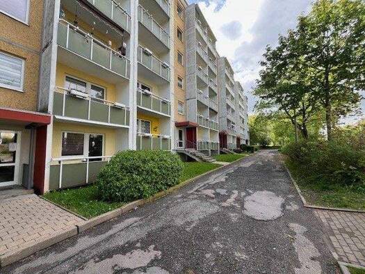 Wohnung zur Miete 320 € 2 Zimmer 55 m² 3. Geschoss frei ab sofort Neuplanitzer Straße 89 Neuplanitz Zwickau 08062