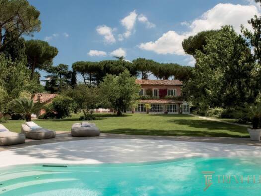 Haus zum Kauf 3.870.000 € 550 m² 2.500 m² Grundstück Rome 00118