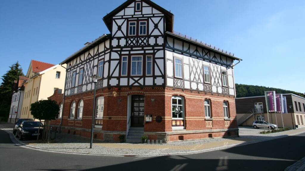 Gastronomie/Hotel zur Miete 750 € 95 m² Gastrofläche Georgstraße 6 Themar 98660