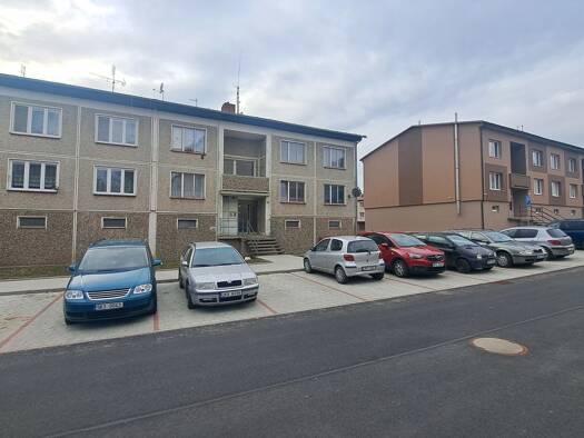Wohnung zur Miete 12.000 CZK 3 Zimmer 64 m² 1. Geschoss sídliste Lucina 375 Chodová Planá 34813