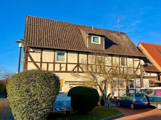 Haus zum Kauf 98.000 € 5 Zimmer 144 m² 630 m² Grundstück Jestädt Meinhard- Jestädt 37276