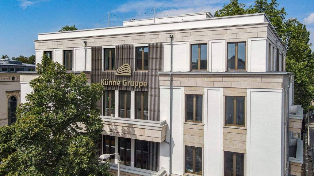 Mehrfamilienhaus zum Kauf als Kapitalanlage geeignet 450.000 € 532 m² 950 m² Grundstück Langenhessen Werdau 08412