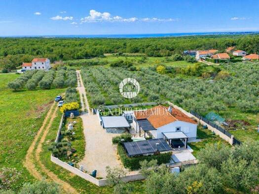 Haus zum Kauf 560.000 € 6 Zimmer 120 m² 3.001 m² Grundstück POREC