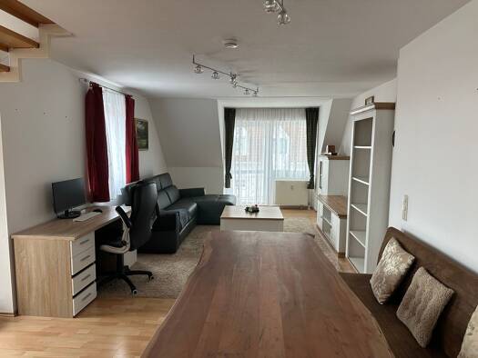 Wohnung zur Miete 1.230 € 4,5 Zimmer 115 m² Geschoss 2/3 frei ab 01.05.2026 Neustadt Neustadt a.d.Donau 93333