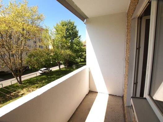 Wohnung zur Miete 330 € 2 Zimmer 54,8 m² 1. Geschoss frei ab sofort Ernst-Schubert-Straße 12 Triptis Triptis 07819