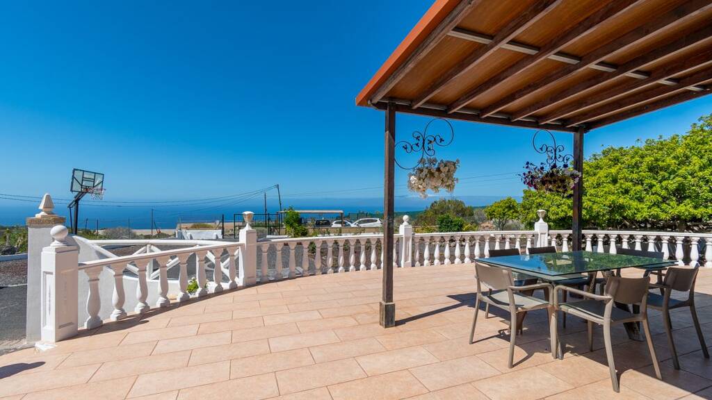 Einfamilienhaus zum Kauf 977.000 € 8 Zimmer 214 m² 5.000 m² Grundstück Piedra Hincada 38687