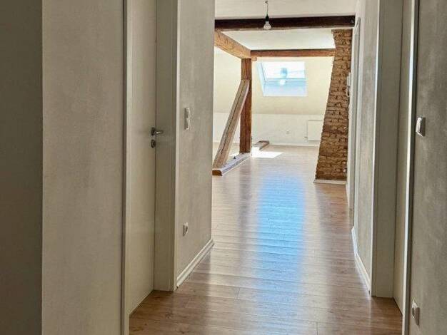 Wohnung zur Miete 912 € 2,5 Zimmer 100 m² 2. Geschoss Riedenburger Straße 10 Hemau Hemau 93155