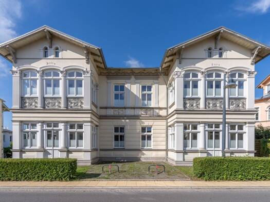Mehrfamilienhaus zum Kauf 2.290.000 € 680 m² 1.131 m² Grundstück Seebad Ahlbeck Heringsdorf 17419