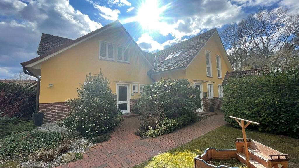 Mehrfamilienhaus zum Kauf 700.000 € 7 Zimmer 240 m² 961 m² Grundstück Reppenstedt 21391