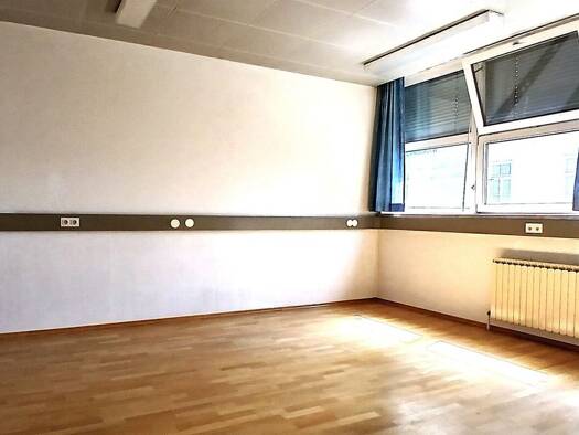 Büro zur Miete 9,50 € 4 Zimmer Schwarzstraße Salzburg Salzburg 5020