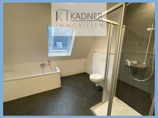Wohnung zur Miete 776 € 3 Zimmer 90,8 m² 5. Geschoss Melanchthonstraße 7 Stadtmitte Plauen 08523