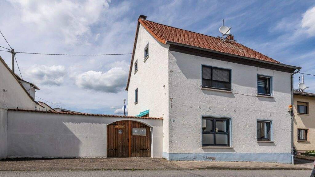 Einfamilienhaus zum Kauf 649.000 € 7 Zimmer 182 m² 651 m² Grundstück Wallau Hofheim 65719