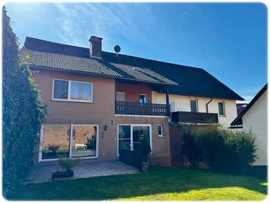 Haus zum Kauf 347.000 € 8 Zimmer 330 m² 758 m² Grundstück Immighausen Lichtenfels 35104