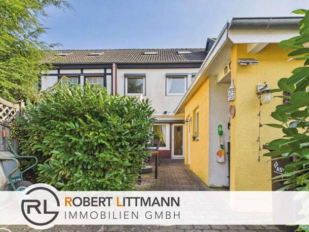 Reihenmittelhaus zum Kauf 256.000 € 5 Zimmer 114 m² 207 m² Grundstück Scharmbeckstotel Osterholz-Scharmbeck 27711