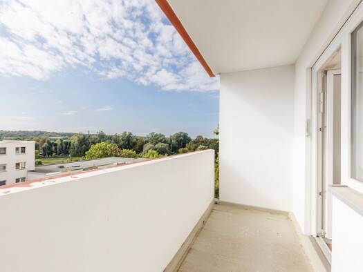 Wohnung zum Kauf 329.900 € 3 Zimmer 84,4 m² 6. Geschoss Brunsbütteler Damm 339 Staaken Berlin 13591